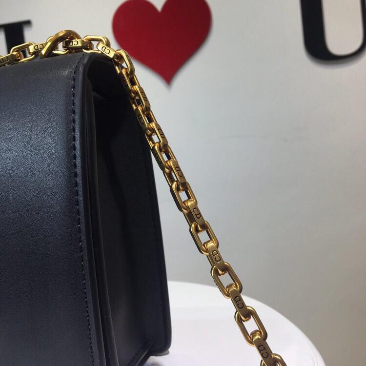 EN - New 1:1 rep  Bags DIR 224