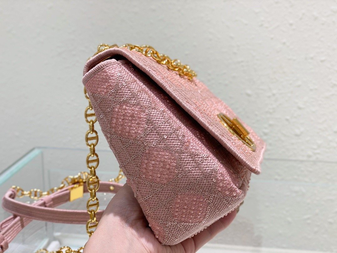 Top Quality MeTop Qualityum Caro Bag Pink, For Women, Womens Handbags 27.5cm/10.8in CD