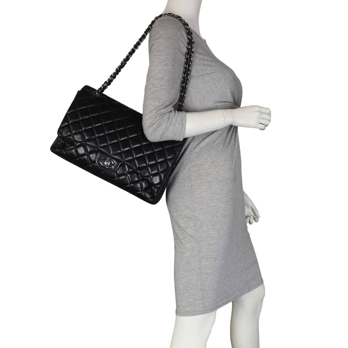 Chanel Classic Single Flap Maxi | Black Lambskin
