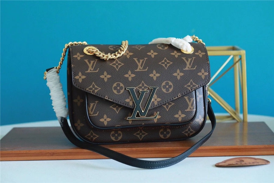 Top Quality Passy Monogram Canvas For Women, Womens Handbags, Shoulder Bags And Crossbody Bags 9.1in/23cm Top Quality M45592