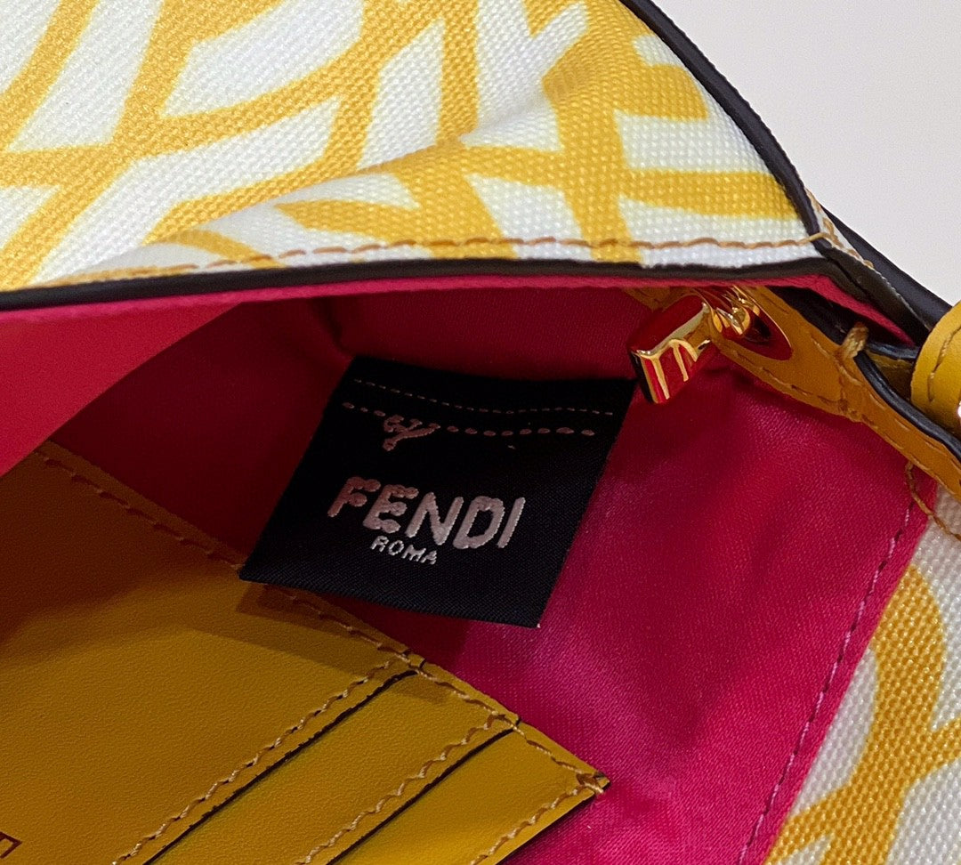 Top QualityTop Quality Mini Baguatte 1997 Yellow Glazed Bag For Woman 19.5cm/7.5in