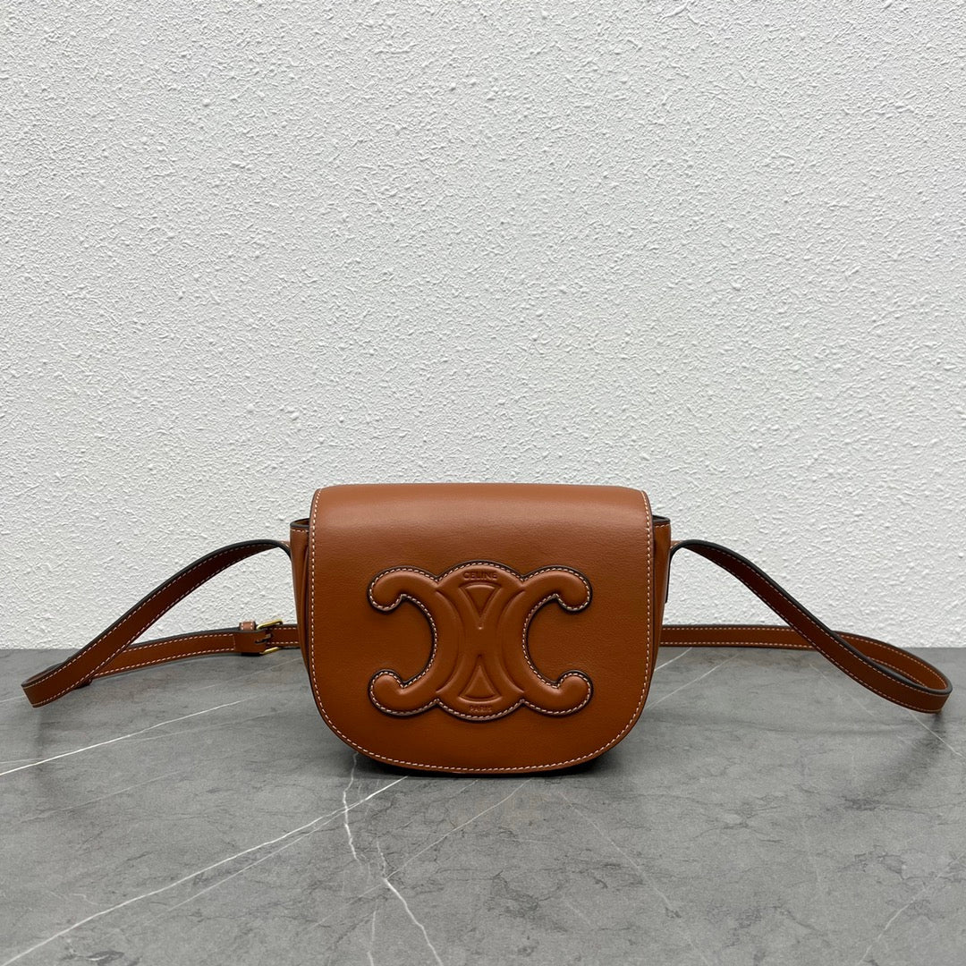 Top Quality Folco Cuir Triomphe Tan For Women 7in/19cm 198263DU3.04LU