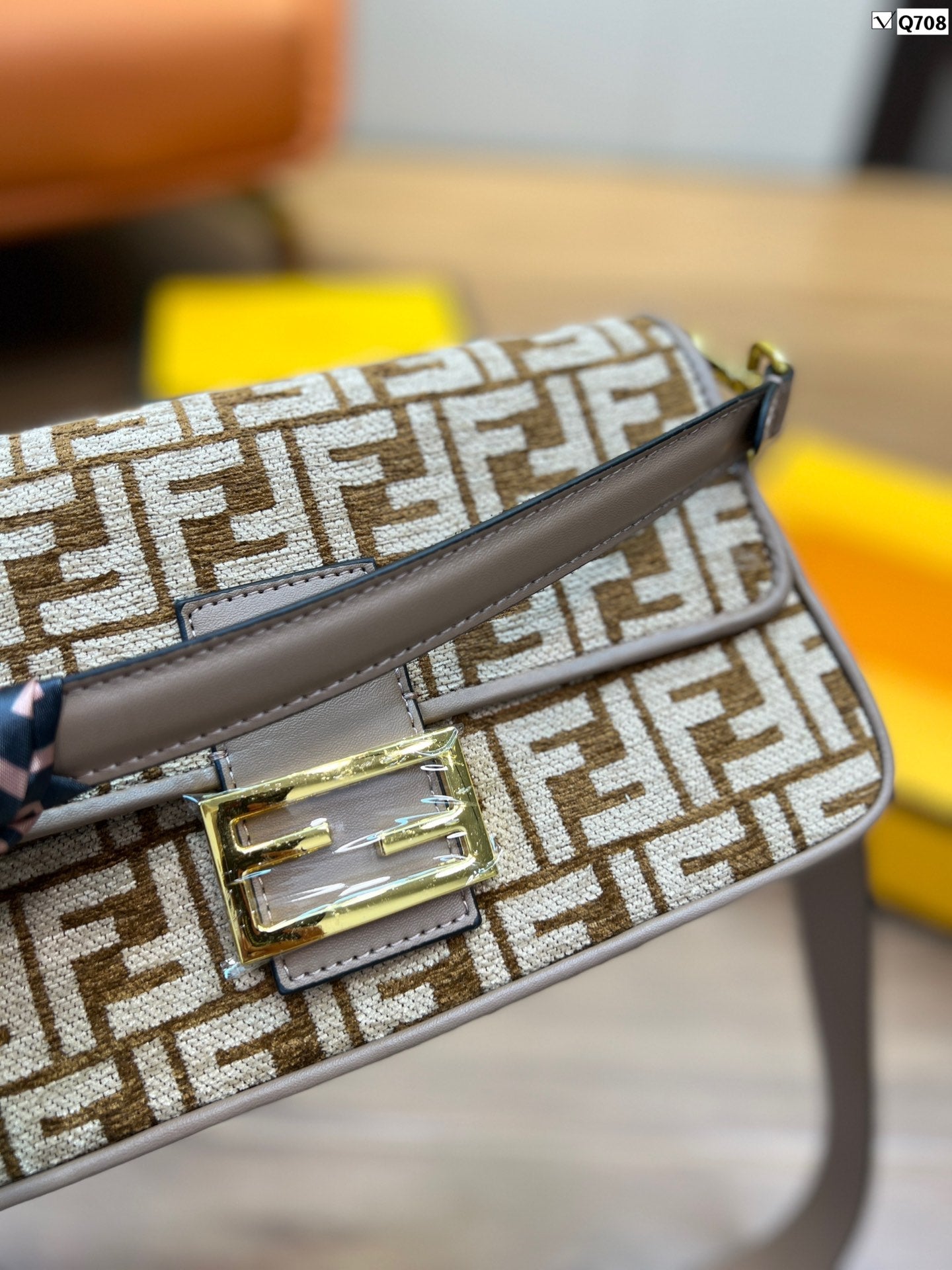 EN - New 1:1 rep Lux Bags FEI 267