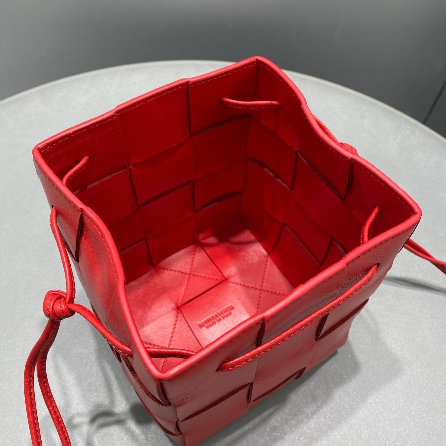 Top Quality Mini Cassette Bucket Bag Red, For Women, Bags 5.5in/14cm 680217VCQC46358