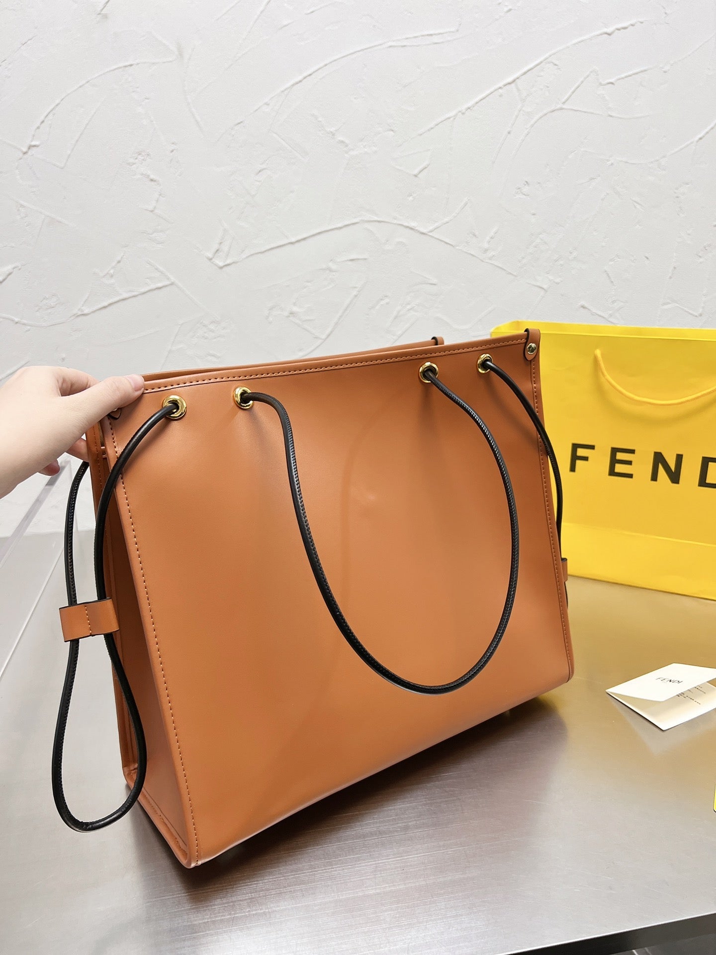 EN - New 1:1 rep  Bags FEI 236