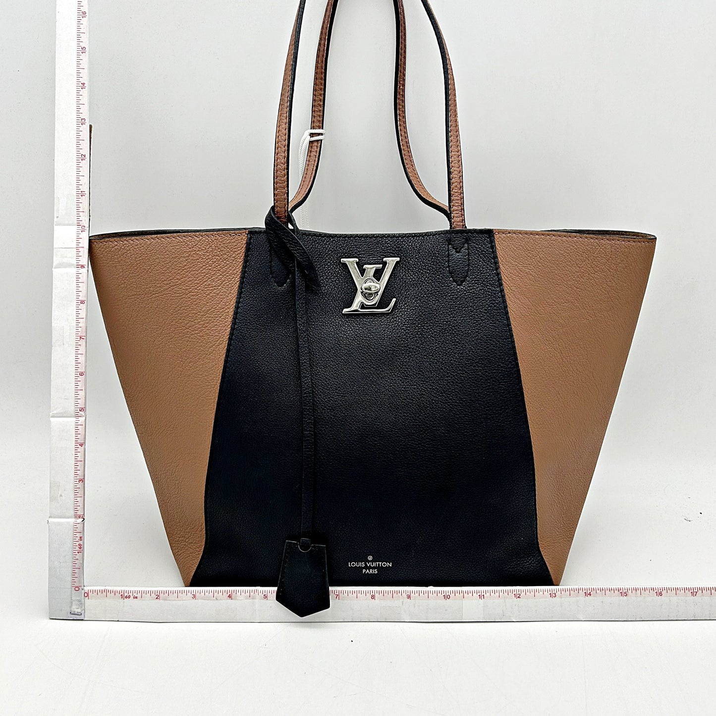 LOUIS VUITTON Calfskin Lockme Cabas Bois de Rose Black 1521854 | FASHIONPHILE LA13549