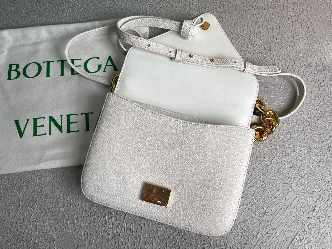 Top Quality Mount White, For Women, Women’s Bags 8.3in/21cm 667399V12M09009