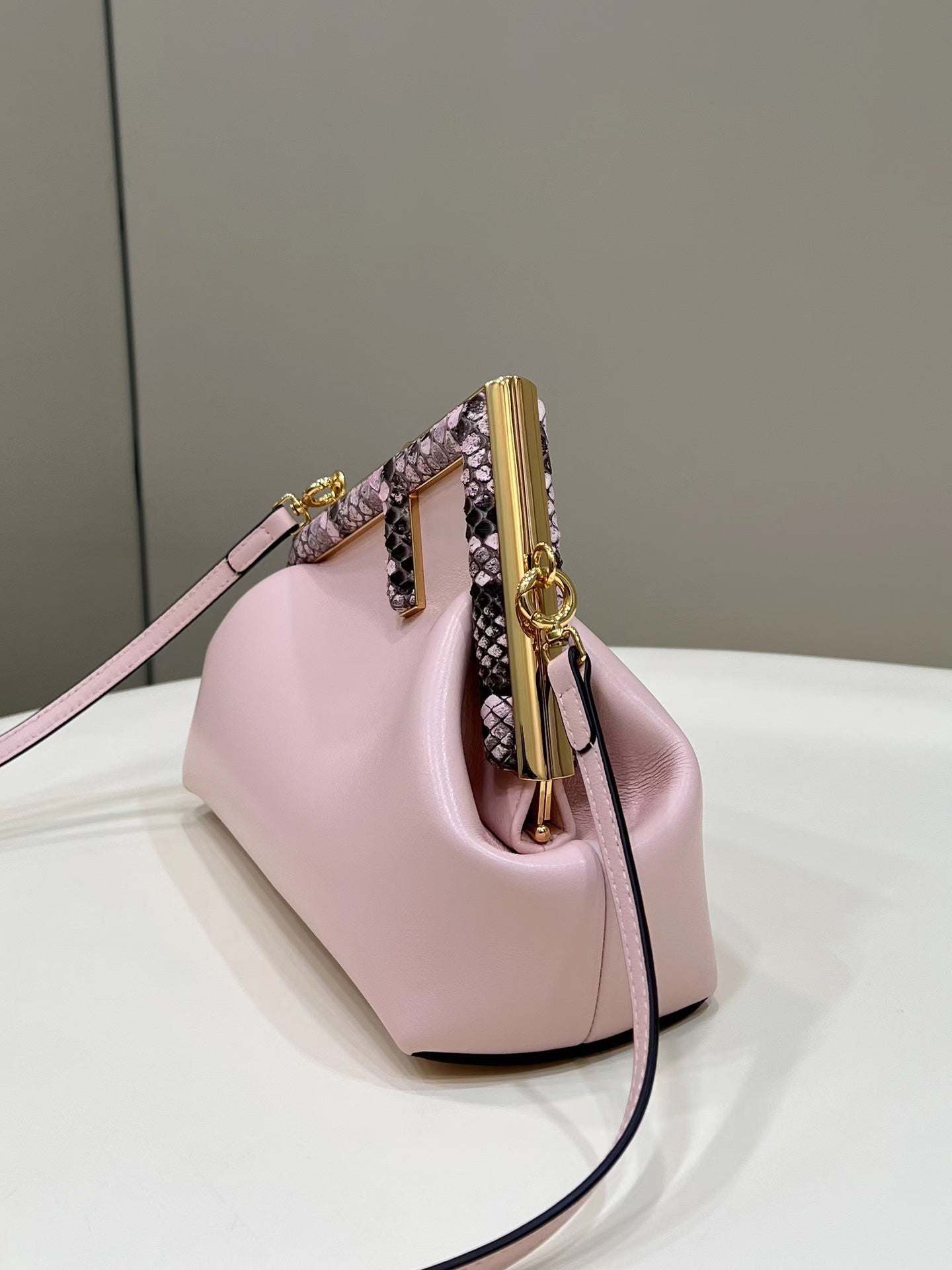 Top QualityTop Quality Top QualityTop Qualityrst Small Pink and Pink python Bag For Woman 26cm/10in