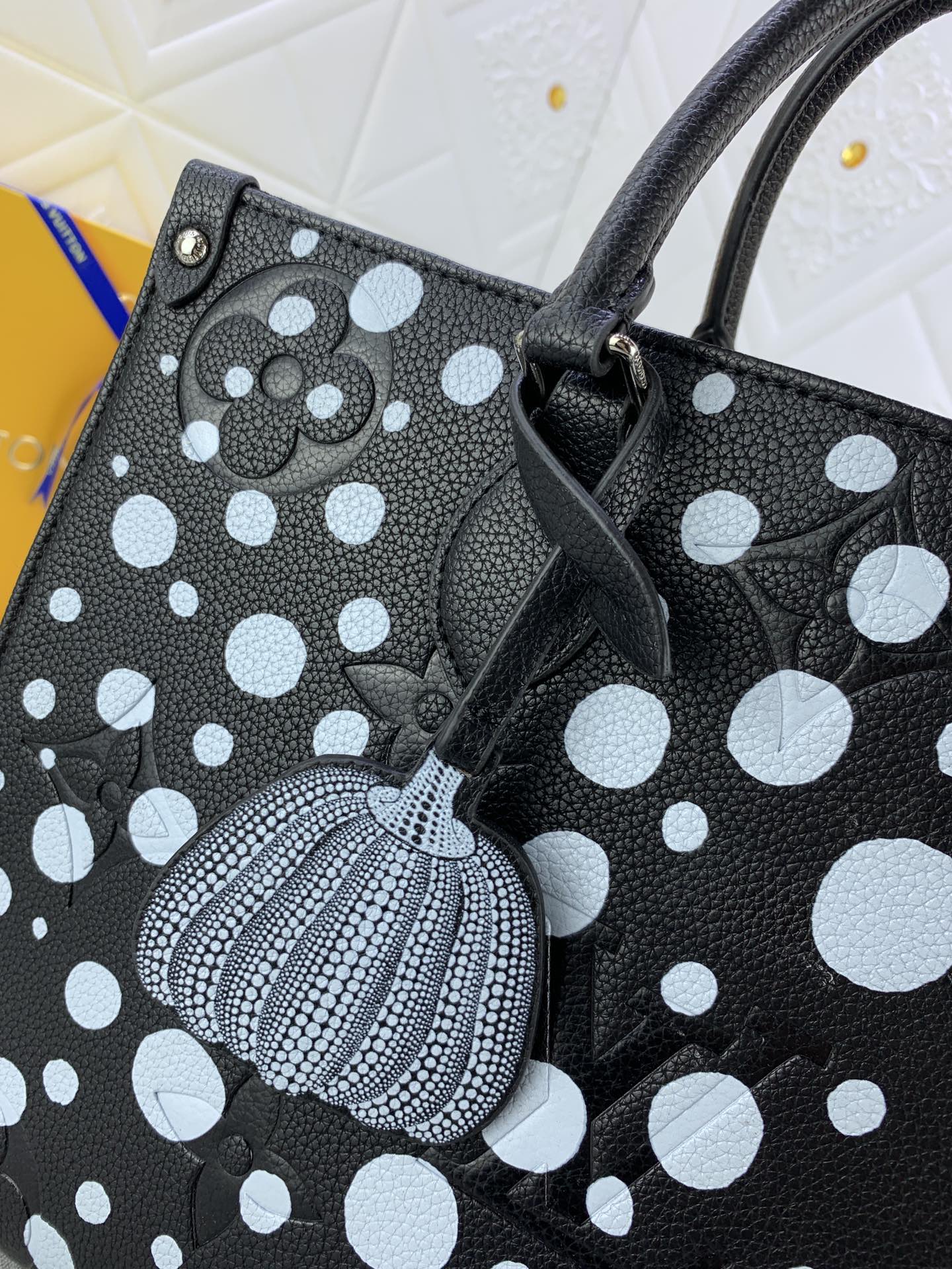 EN - New 1:1 rep Bag LUV 635