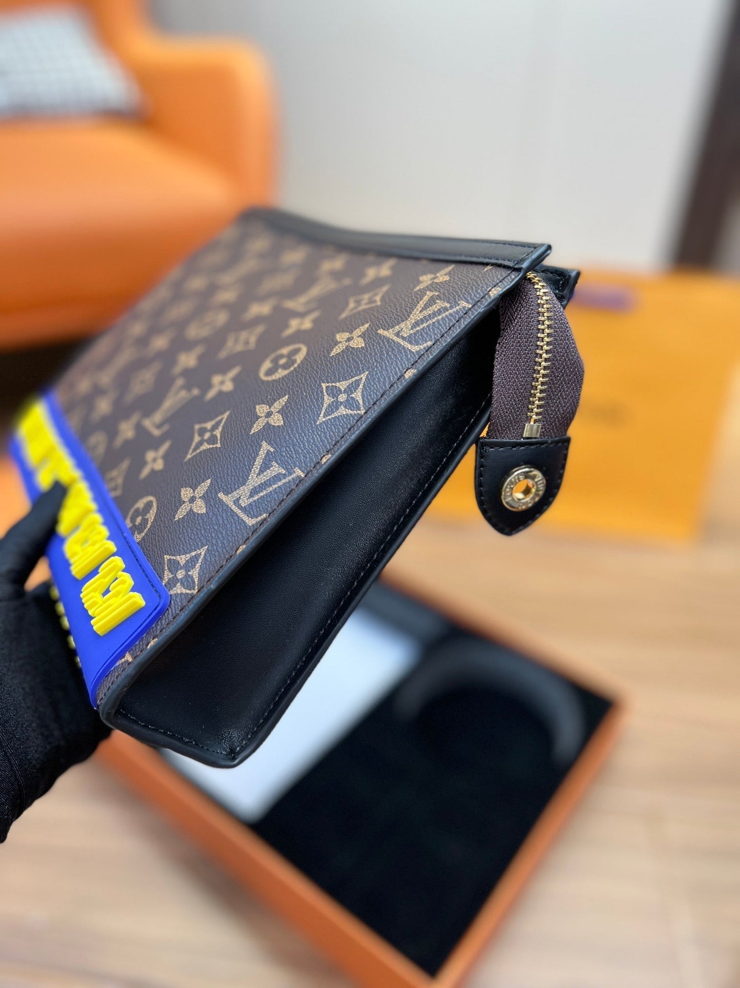 EN - New 1:1 rep Lux Bags LUV 531