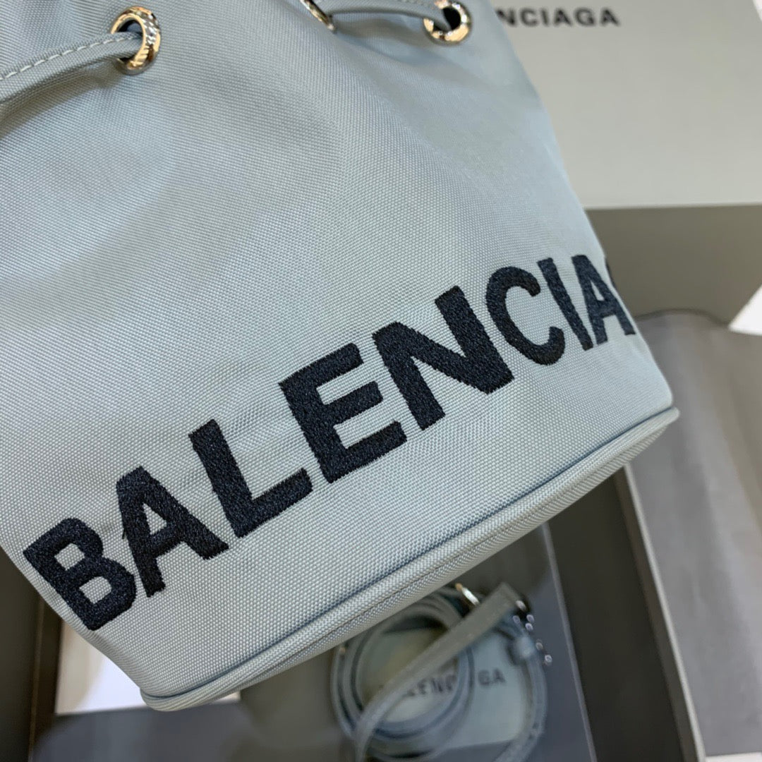 Balen Le Cagole MeTop Qualityum Bucket Bag In Light Gray, For Women,  Bags 11.8in/30cm