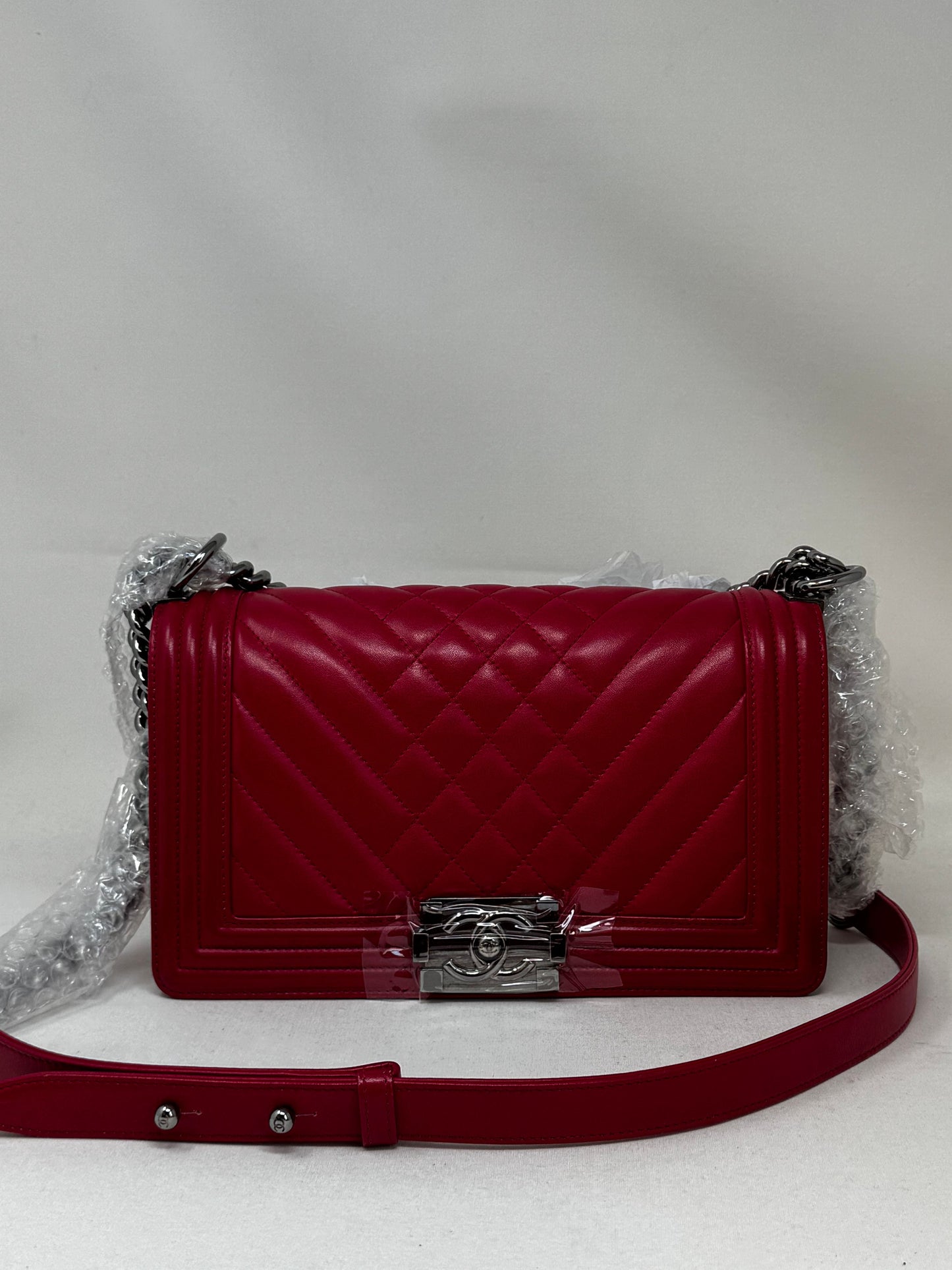 CHANEL leboy hot pink BJ1-15