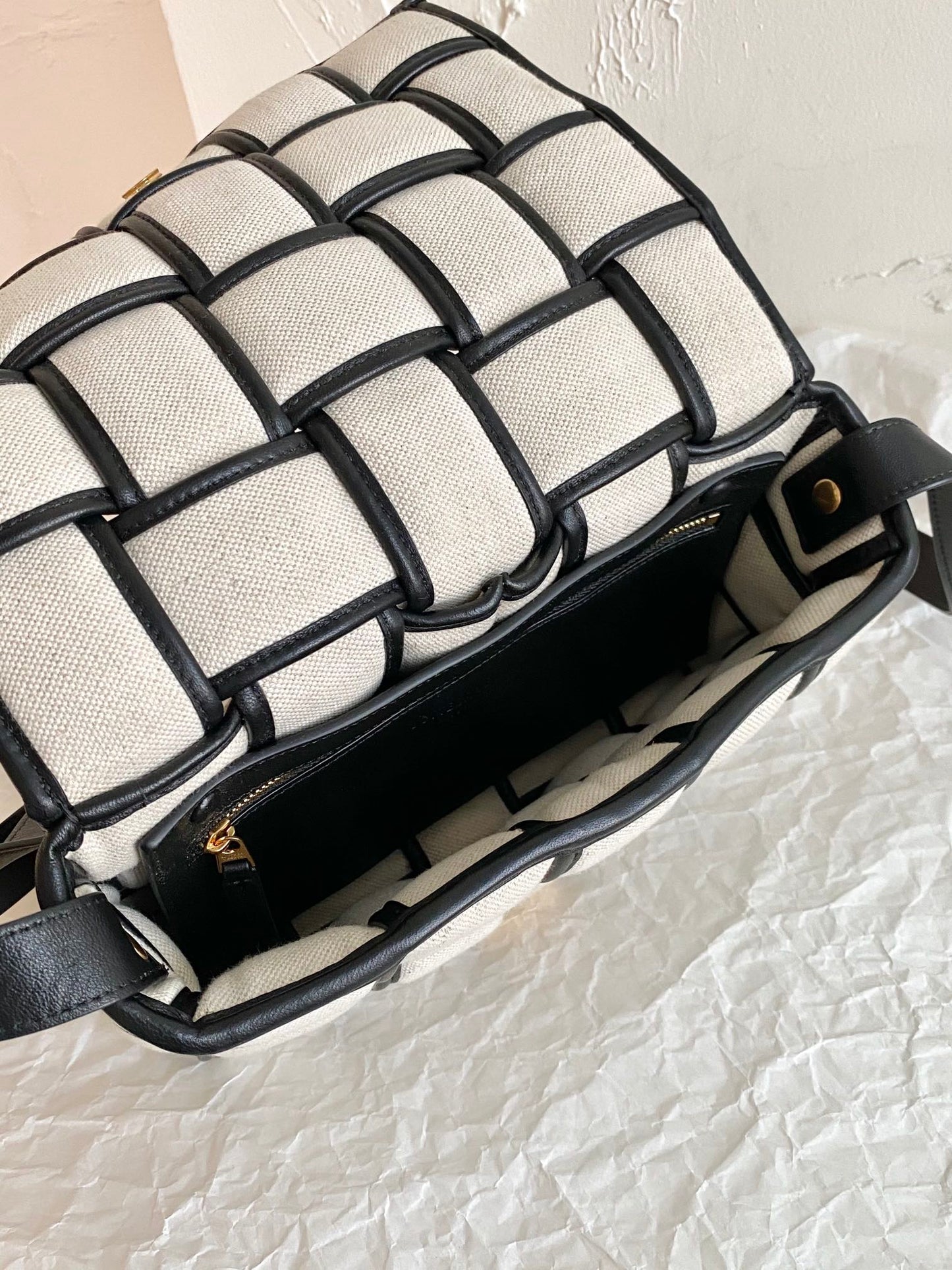 Top Quality Padded Cassette Beige And Black, For Women, Bags 10.2in/26cm 710210V2AJ19811