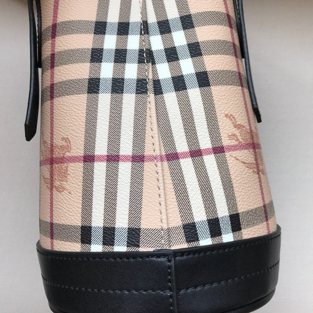 EN - New 1:1 rep  Bags BBR 012