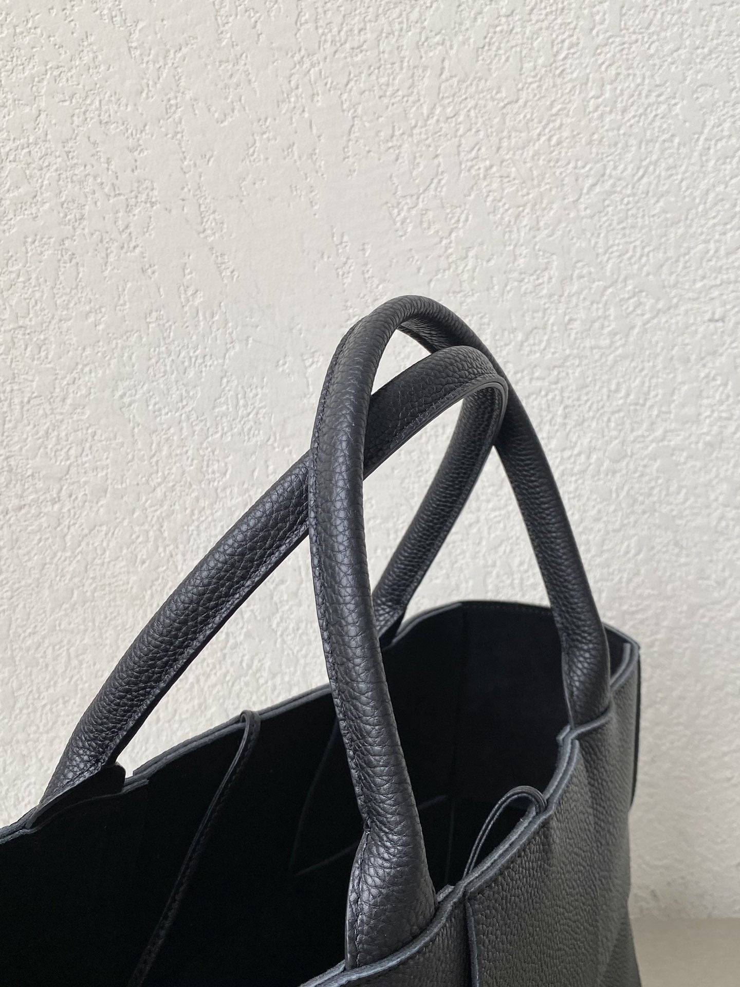 Top Quality Arco Tote Bag For Women 11.8in/30cm In Black 652867VCP118425