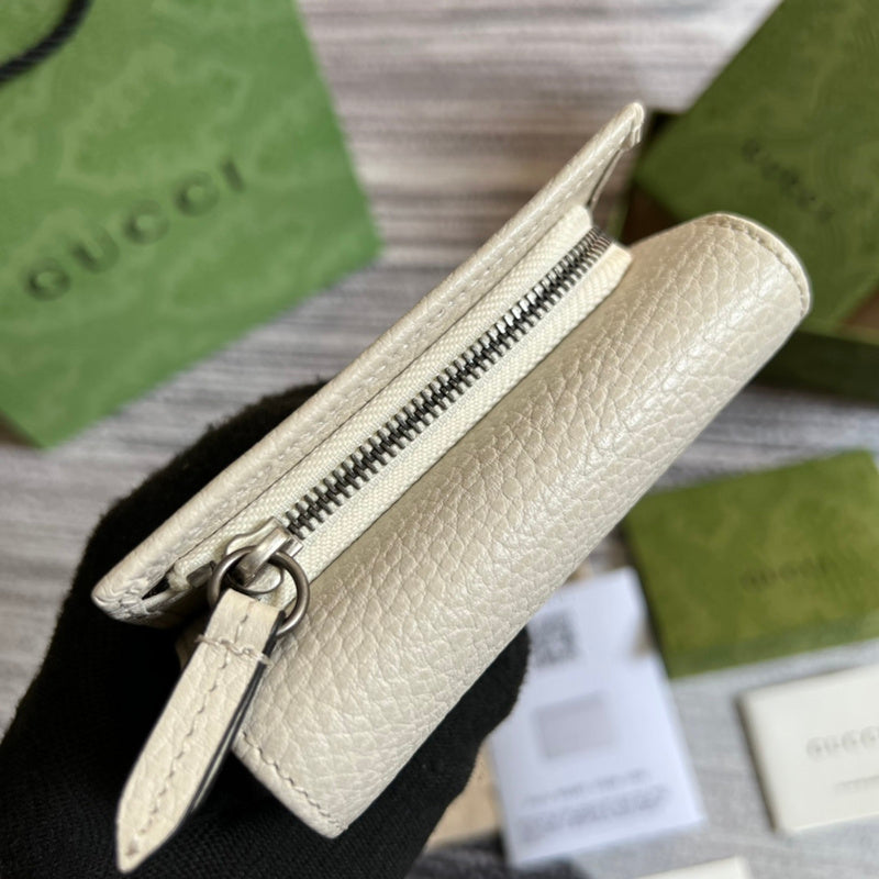 Top Quality -  Bags - 675