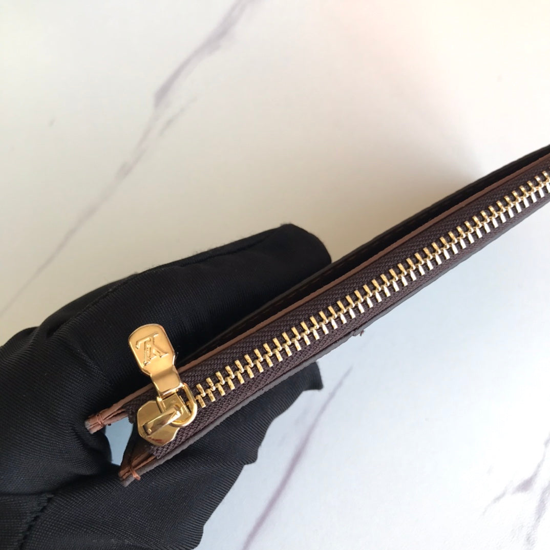 EN - New 1:1 rep  Wallet LUV 133