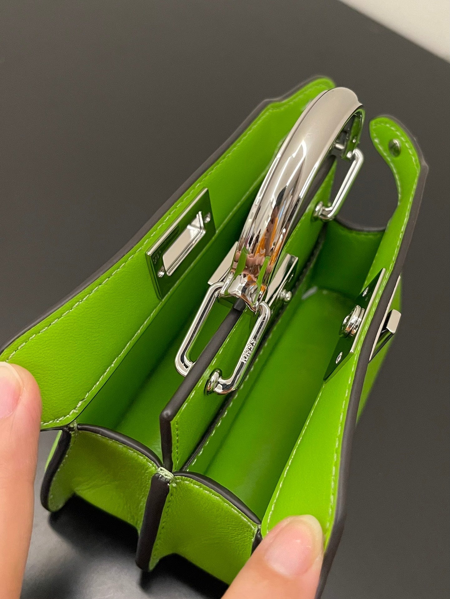 FI Top Quality ISeeU Petite Green Micro Bag For Woman 11cm/4.5in