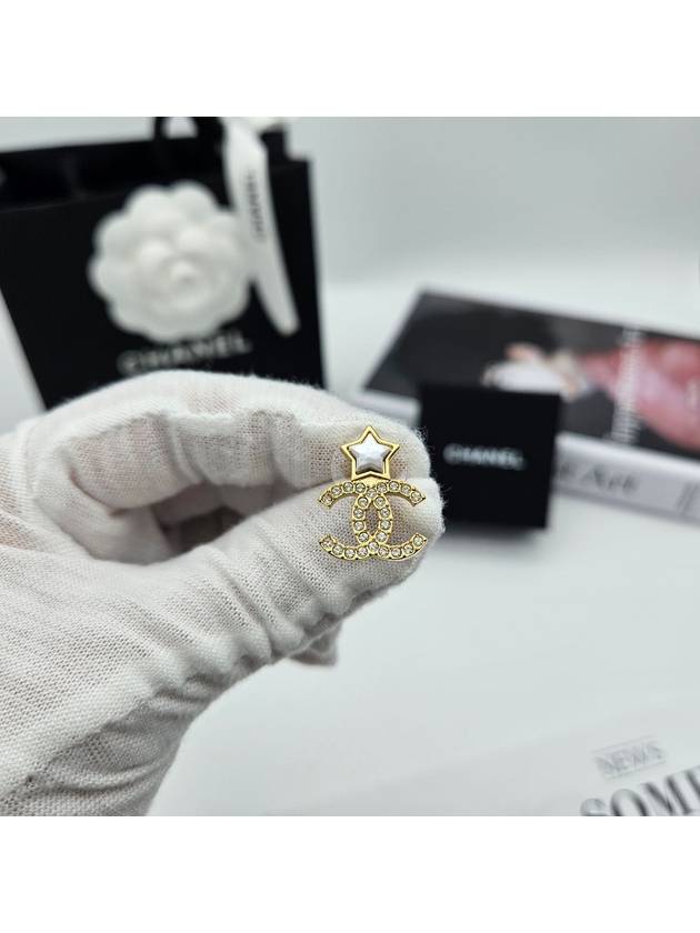 CC Logo Crystal Star Pearl Earrings Gold Chanel