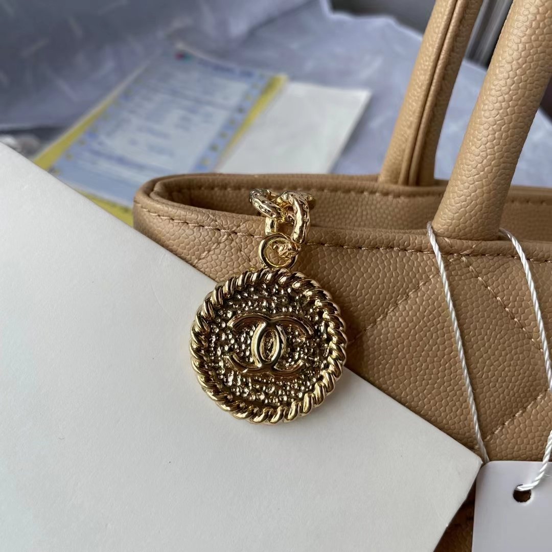CHLMedallion Tote Shoulder Beige Bag For Women 29cm/11in