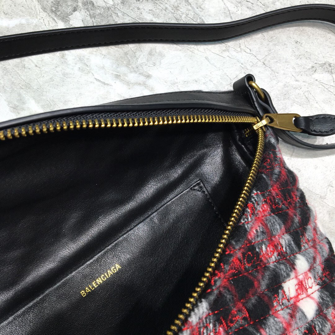 Top Quality Souvenir XXS Belt Bag In Checkered Red, For Women,  Bags 11.8in/30cm
