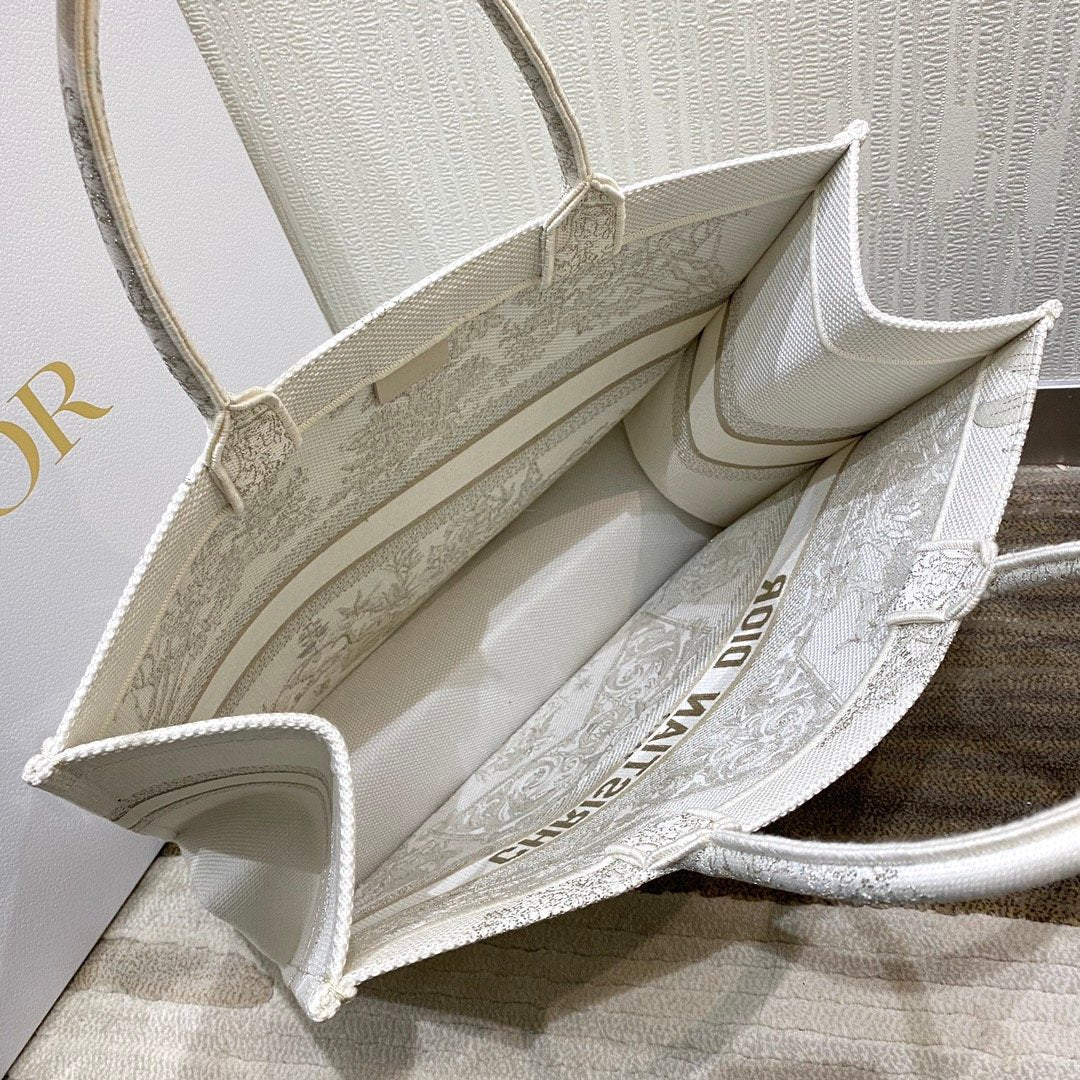 Top Quality Large Book Tote Gold-Tone Around The World Stella Embroidery, For Women Womens Handbags, 42cm CD M1286ZTQL_M01E
