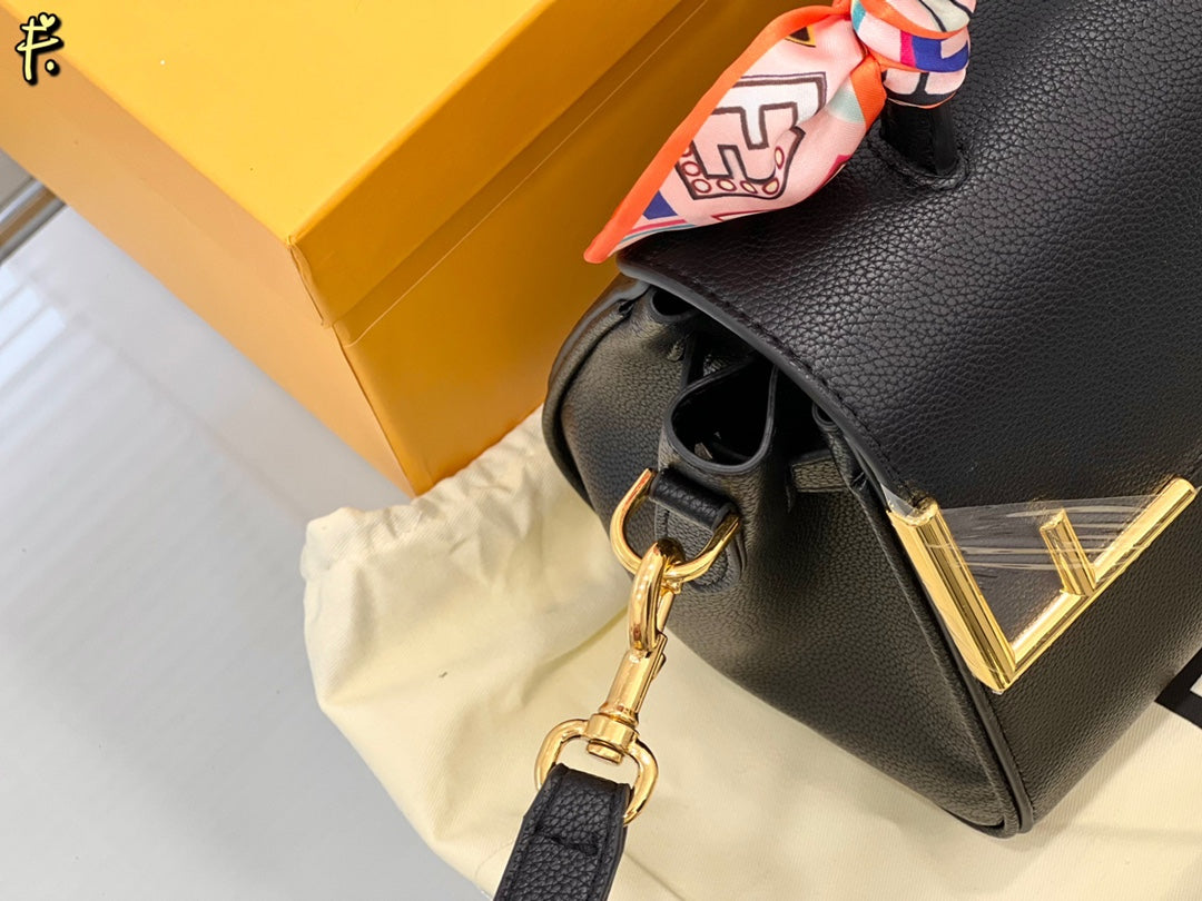 EN - New 1:1 rep  Bags FEI 246