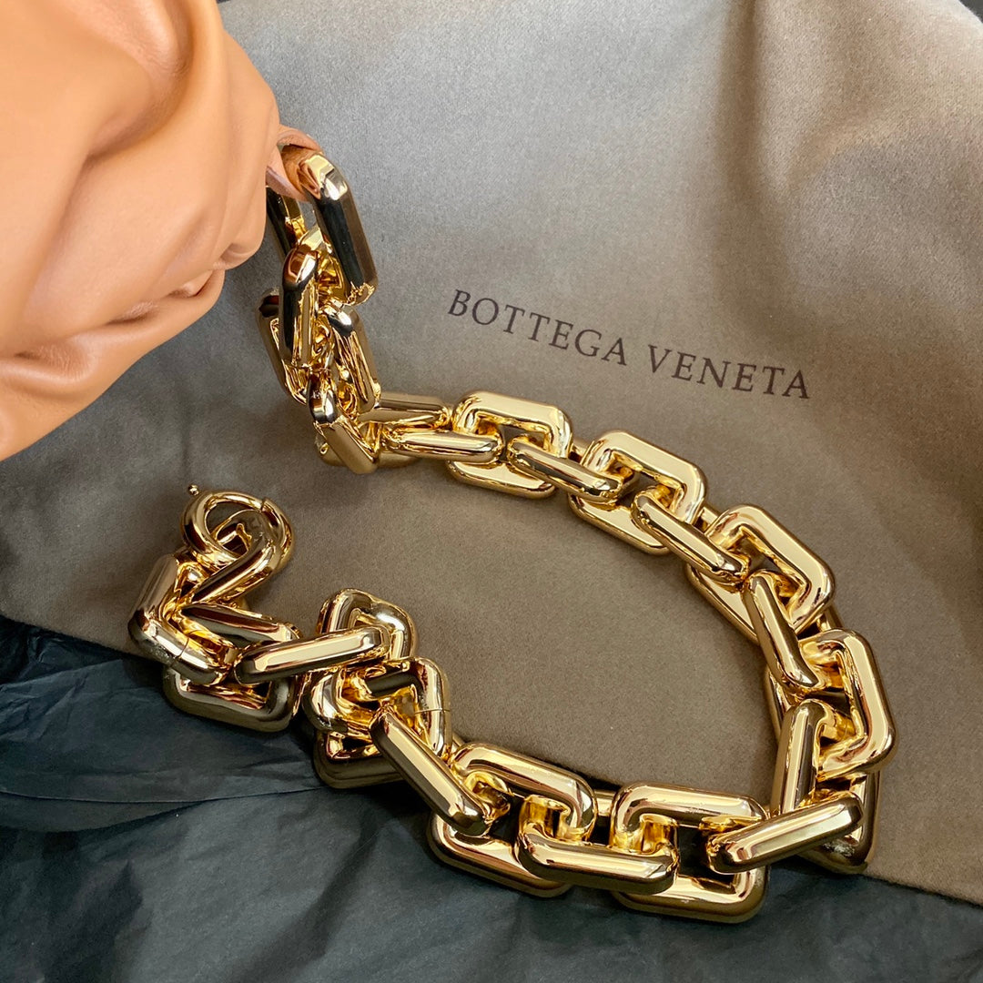 Top Quality Chain Pouch Light Orange, For Women, Women’s Bags 12.2in/31cm