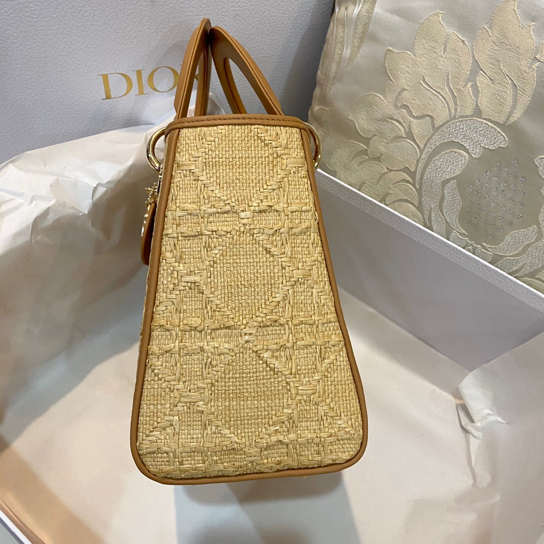 Top Quality MeTop Qualityum Lady Bag Natural Cannage Raffia, Brown Handbags, 24cm CD M0565OMBD_M925
