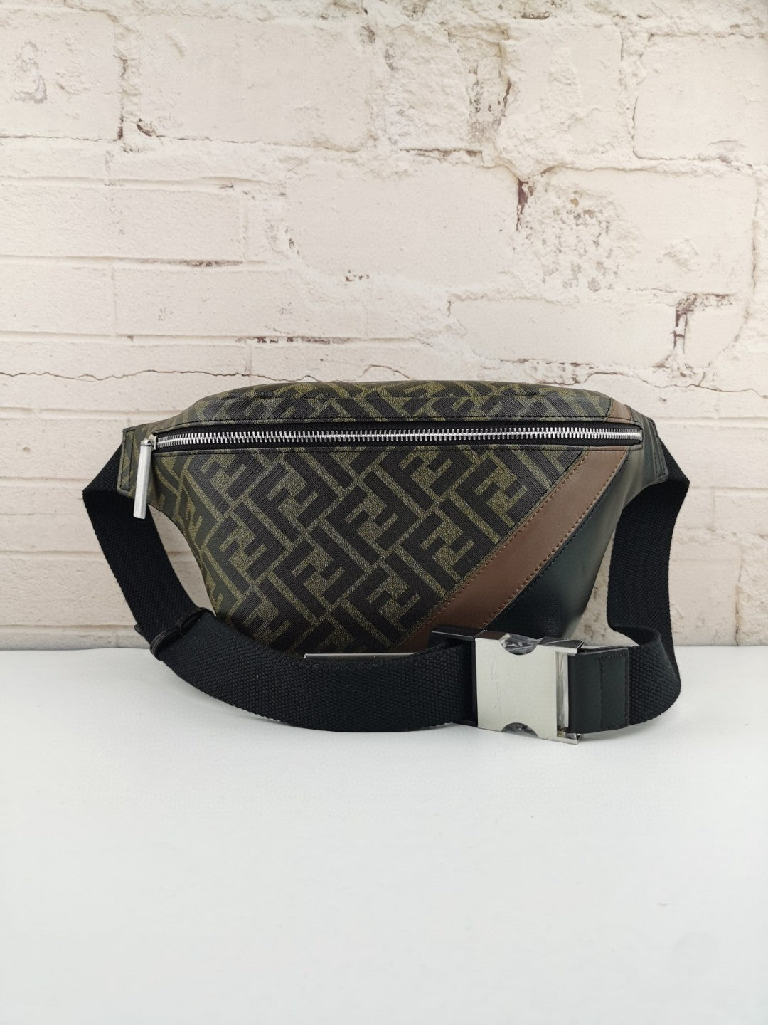FI Belt Bag Khaki/Brown For Men, Men’s Bags 18.1in/46cm 7VA434