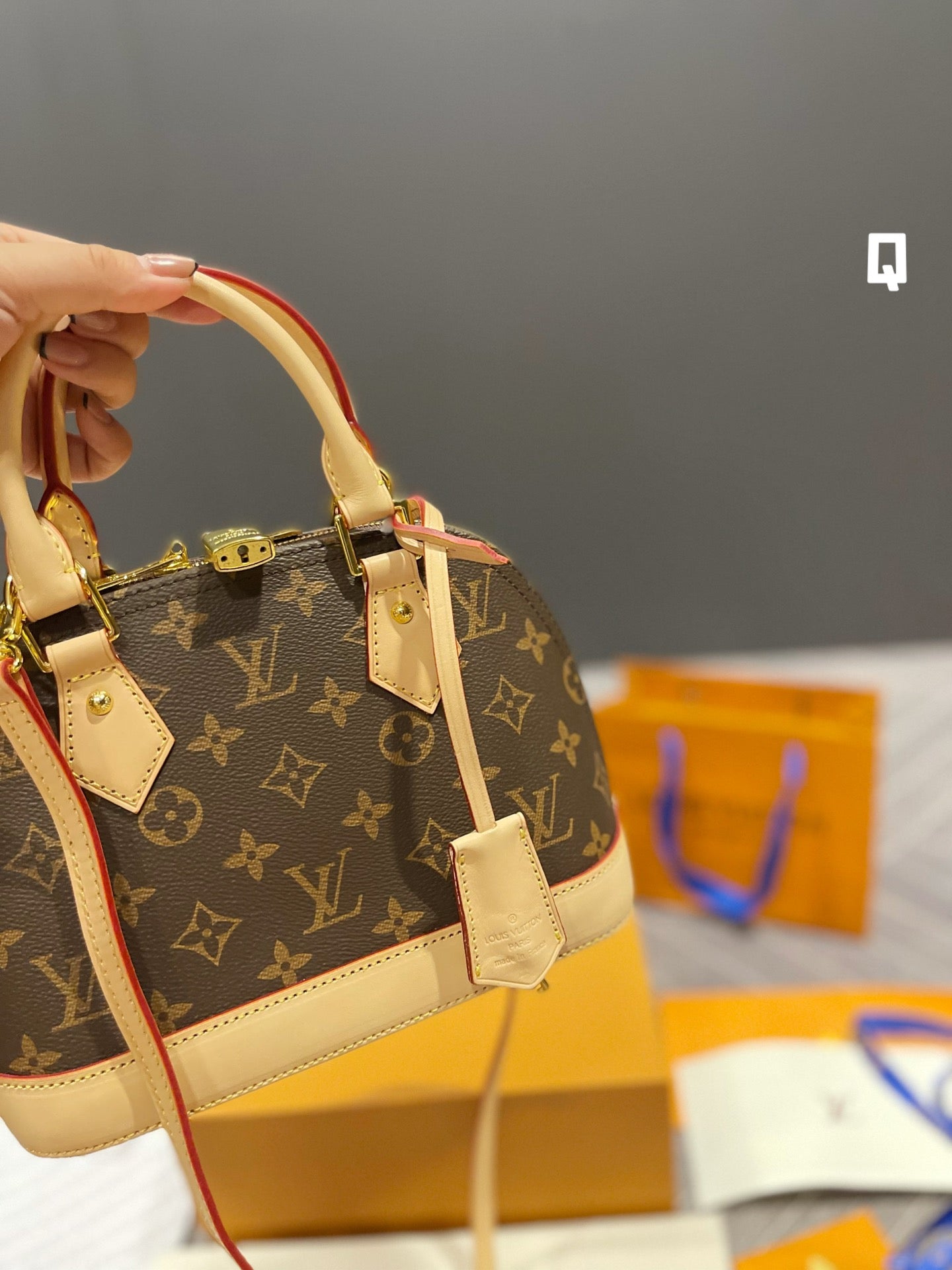 EN - New 1:1 rep Lux Bags LUV 564