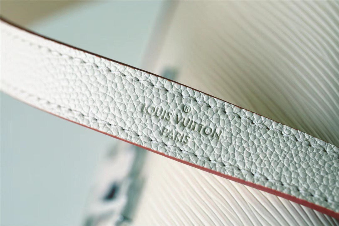 Top Quality Buci Epi Quartz White For Women,  Shoulder And Crossbody Bags 24.5cm/9.6in Top Quality M59457