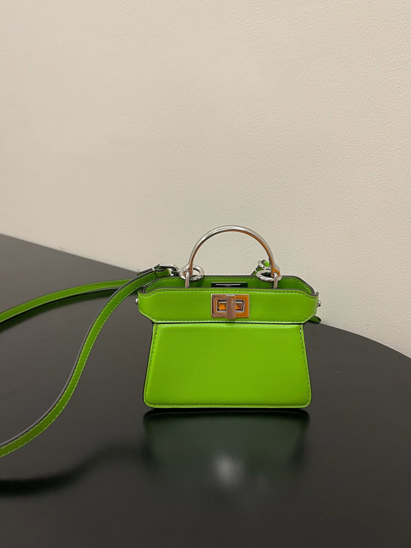 Top QualityTop Quality Peekaboo ISeeU Petite Green Micro Bag For Woman 11cm/4.5in