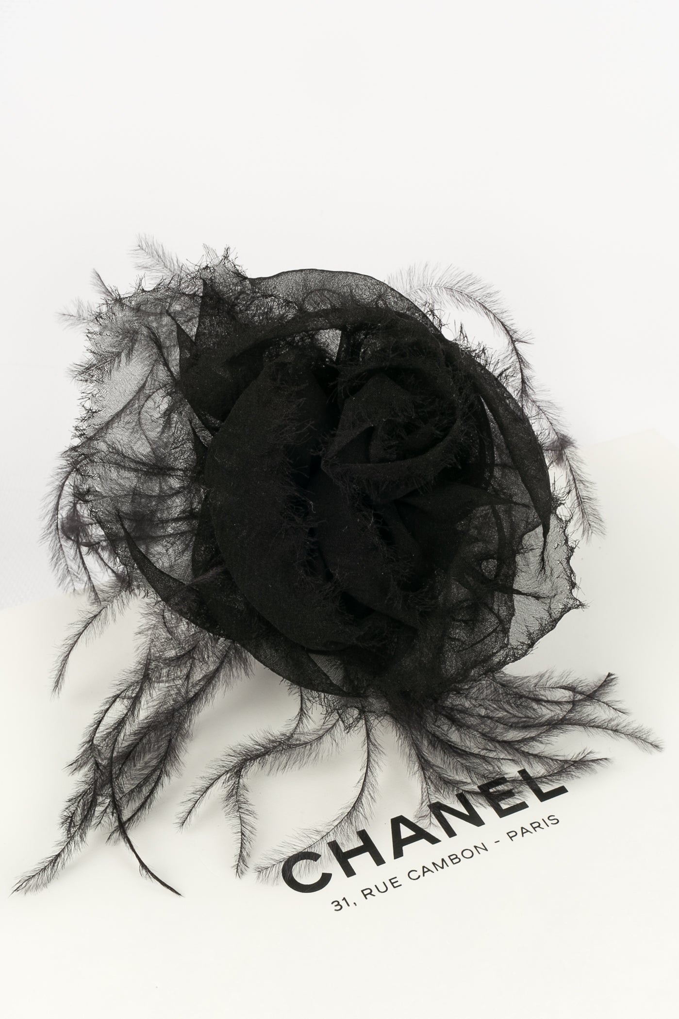 Broche Camélia Chanel
