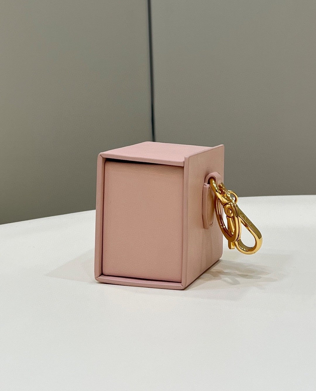 Top QualityTop Quality Logo Box Keychain Pink Charm Bag For Woman 8cm/3in