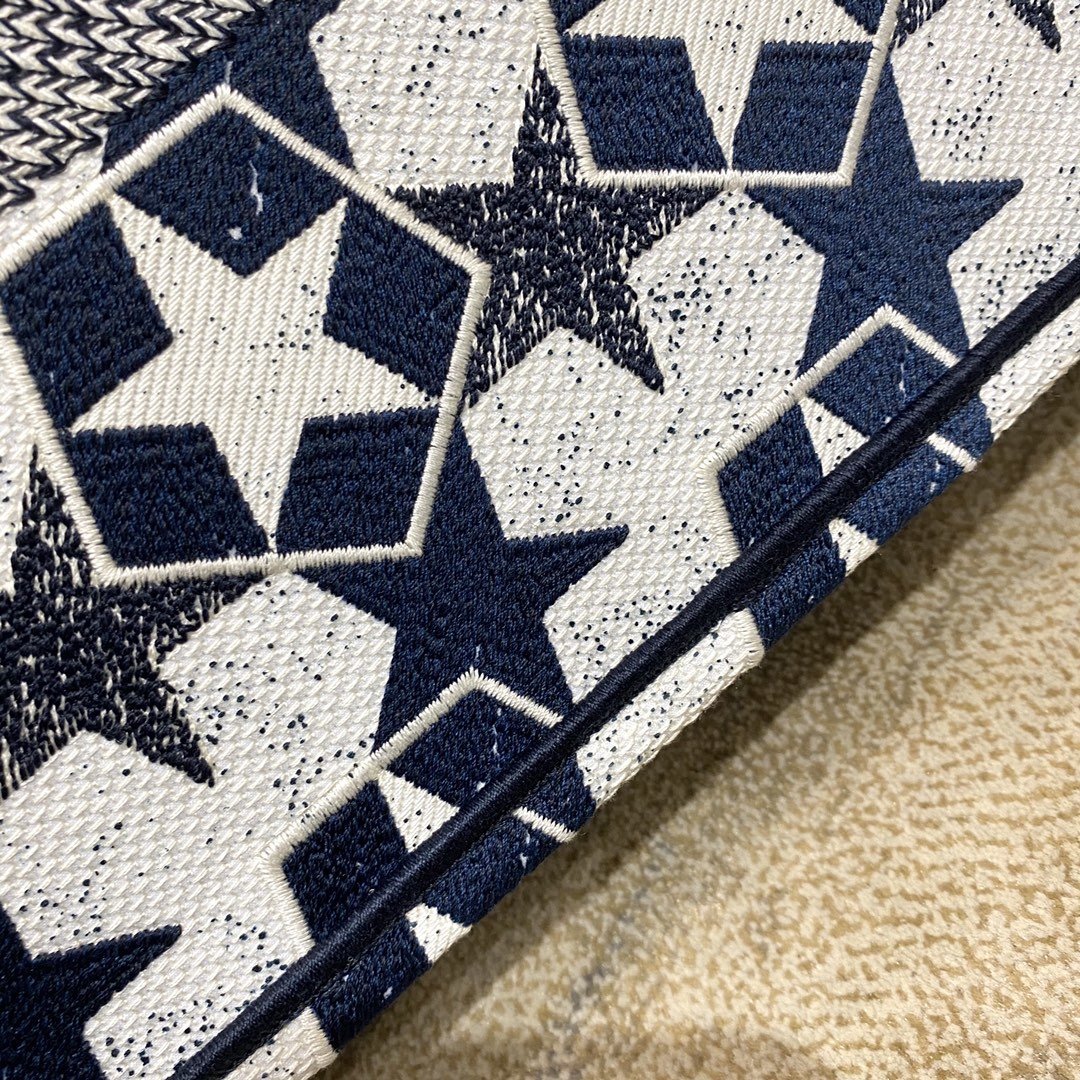 Top Quality MeTop Qualityum Book Tote Bag in Étoile Embroidery Bag, Blue/White, For Women Womens Handbags, 36cm CD