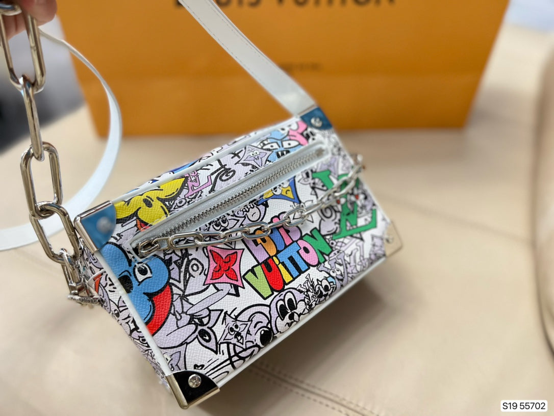 EN - New 1:1 rep Lux Bags LUV 559