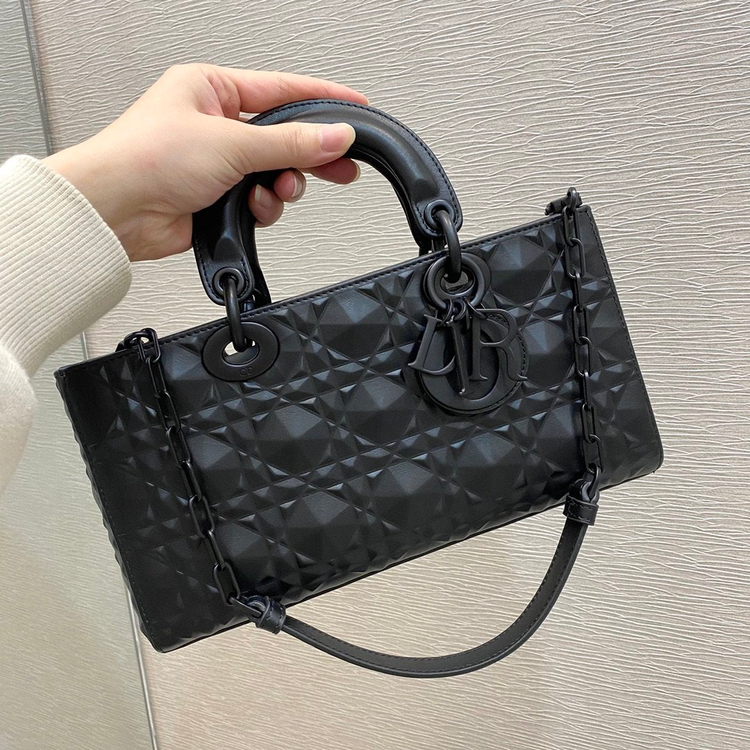 Top Quality Lady D-Joy Bag Black Cannage with Beaded Motif, Brown Handbags, 26cm CD M0540SNEA_M900