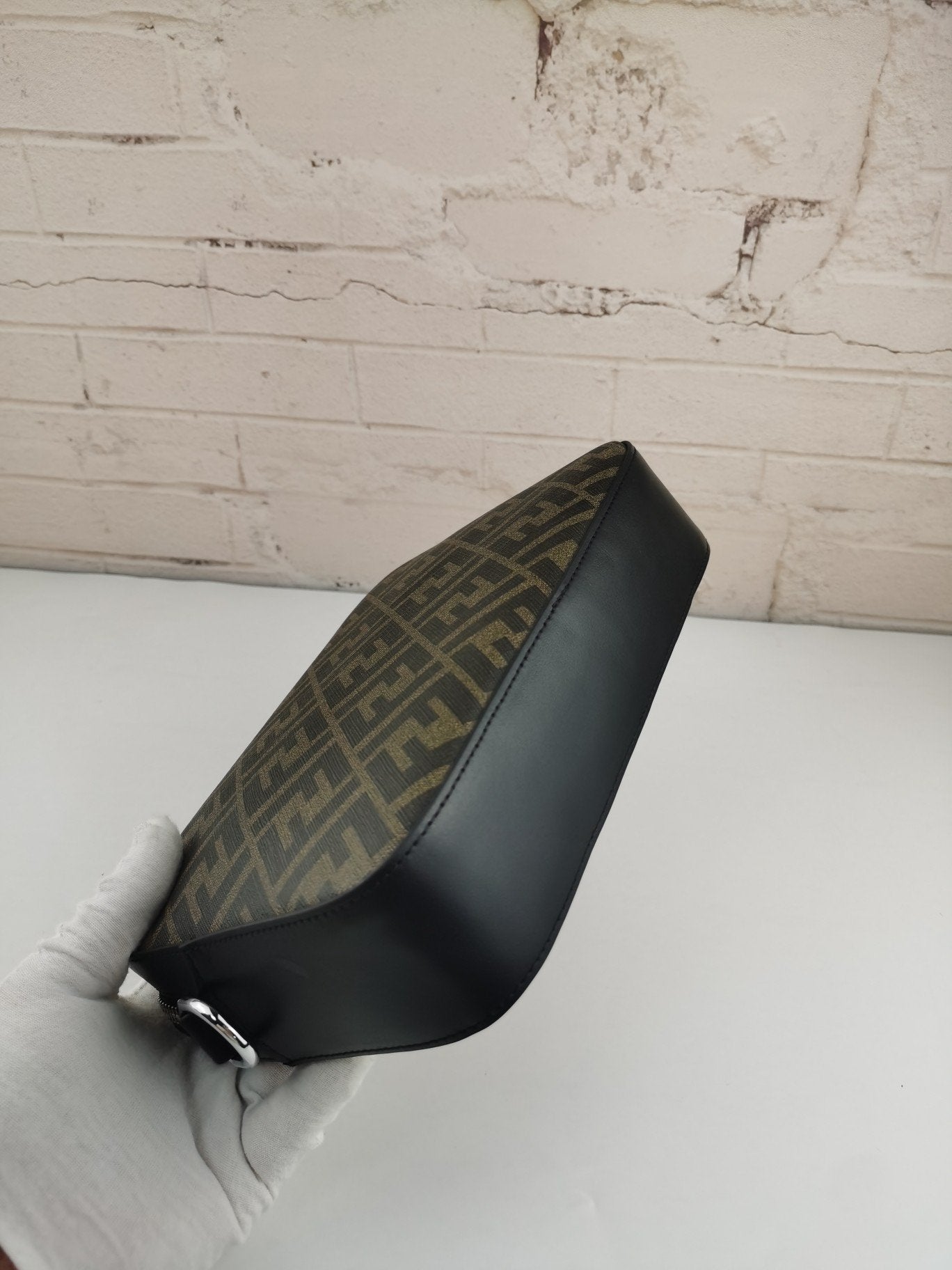 EN - New 1:1 rep  Bags FEI 174