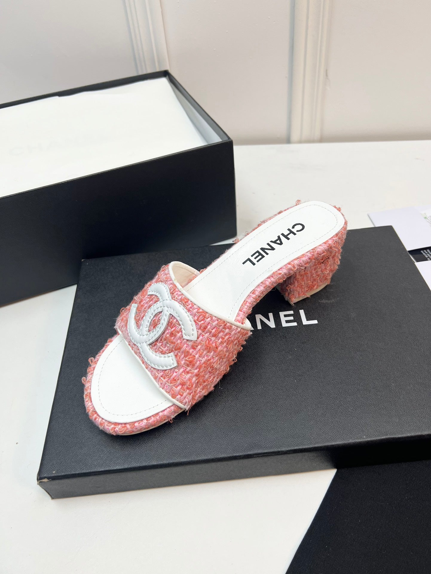 New 1:1 rep CHL High Heel Shoes 056