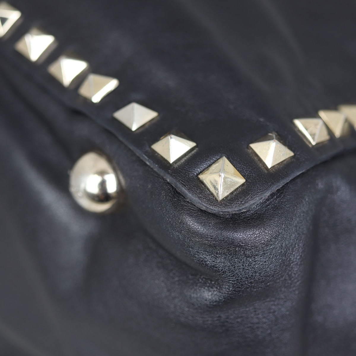 Valentino Rockstud Tote Medium