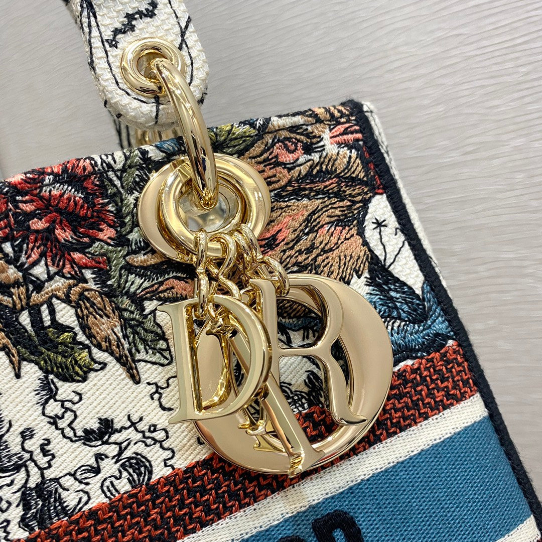 Top Quality MeTop Qualityum Lady D-Lite Bag Latte Multicolor Constellation Embroidery, Latte Handbags, Crossbody Bags, 24cm CD M0565ORHP_M941