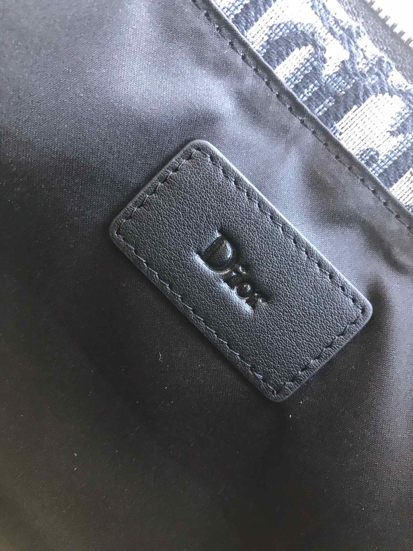 Top Quality A5 Pouch Black Unisex 10.5in/27cm CD 2ESCA338YSE_H03E