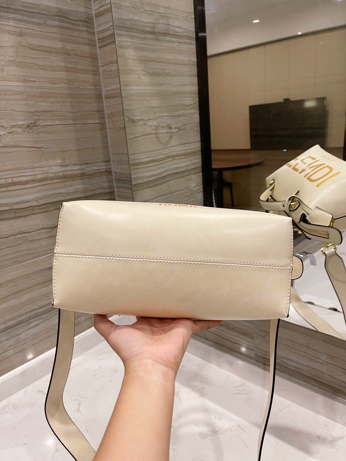 EN - New 1:1 rep  Bags FEI 217