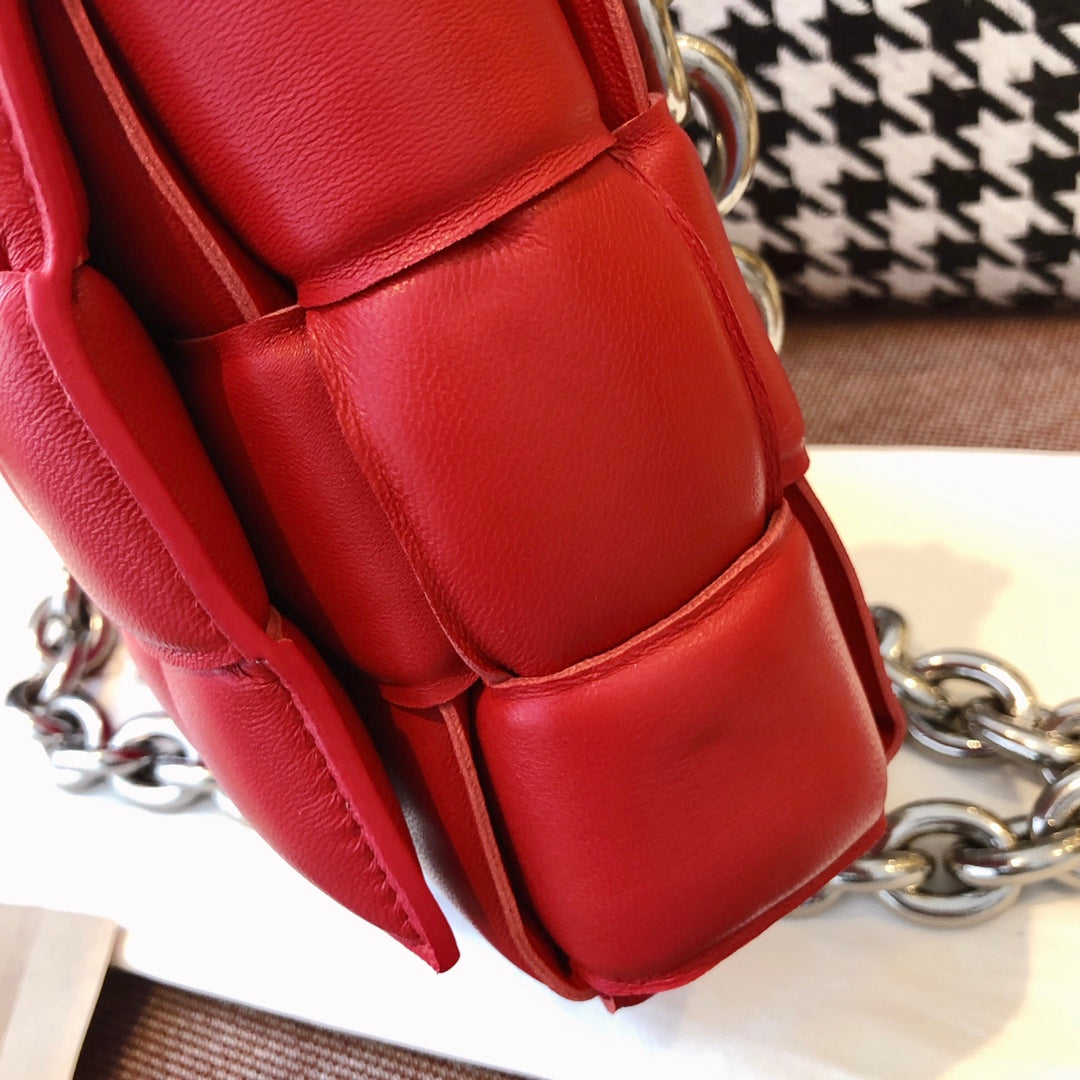 Top Quality Chain Cassette Red, For Women, Women’s Bags 10.2in/26cm
