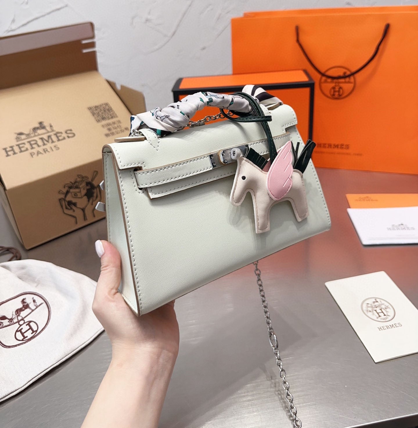 EN - New 1:1 rep  Bags HM 139
