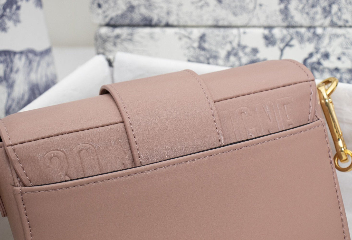 EN - New 1:1 rep  Bags DIR 240