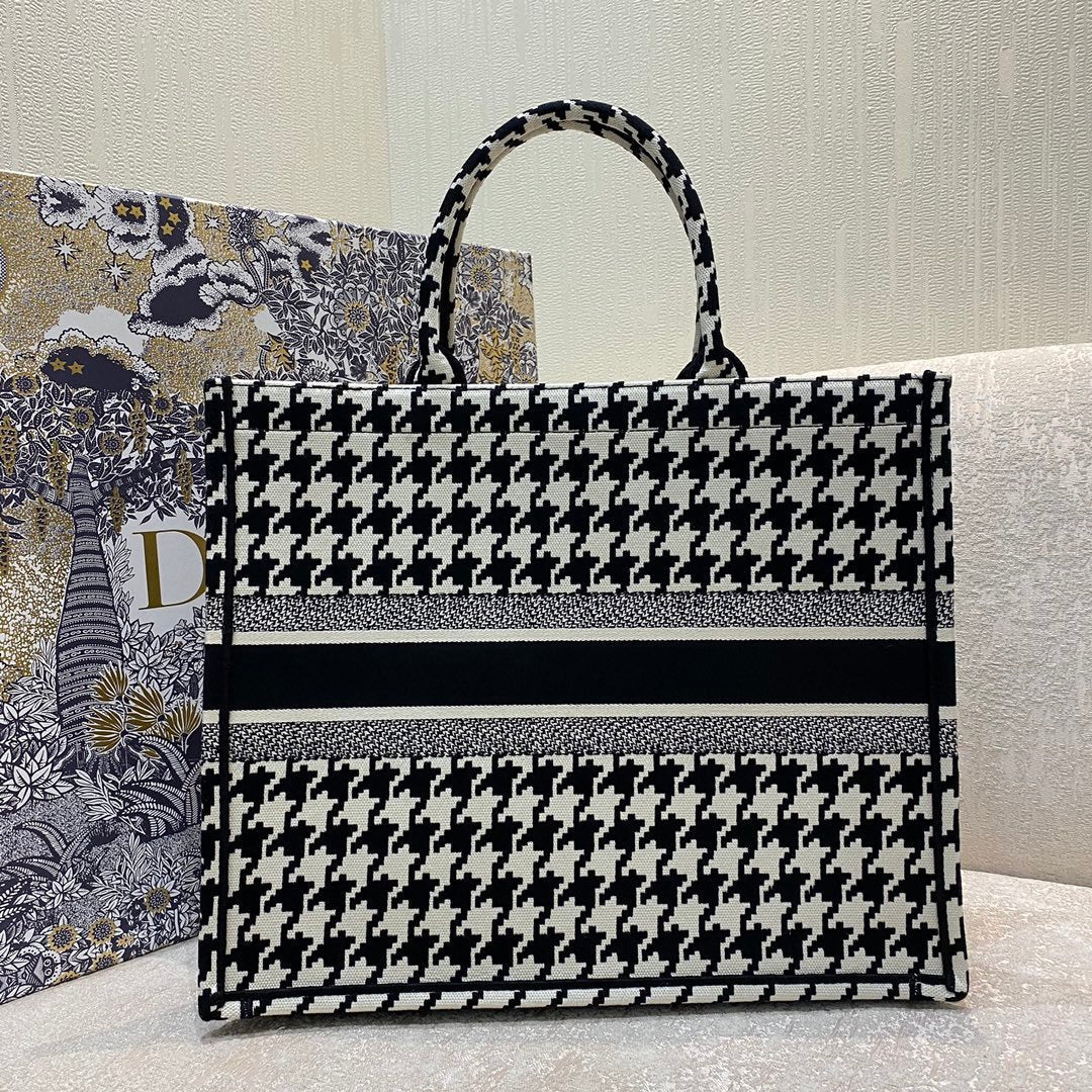 Top Quality Large Book Tote Black Houndstooth Embroidery, Black/White, For Women Womens Handbags, Shoulder Bags, 42cm CD