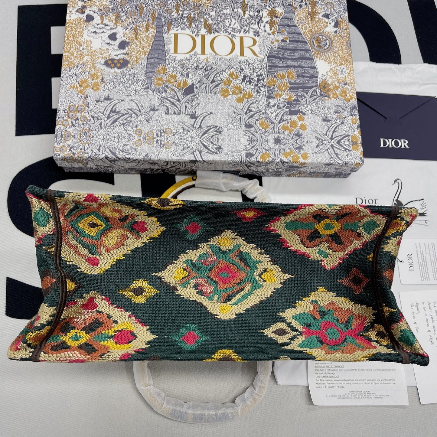Top Quality MeTop Qualityum Book Tote Yellow Multicolor , For Women, Womens Handbags 14in/36cm CD