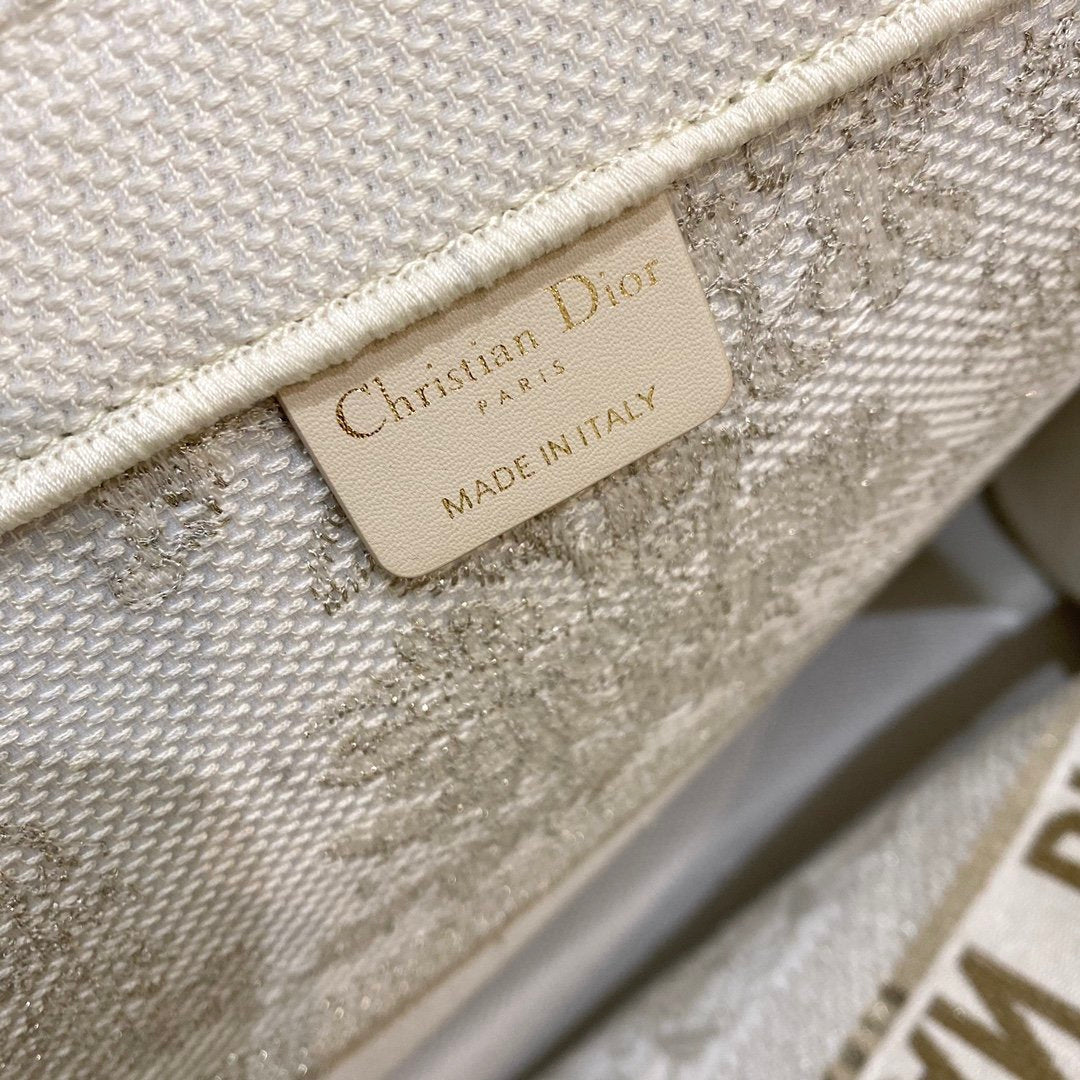 Top Quality Large Book Tote Gold-Tone Around The World Stella Embroidery, For Women Womens Handbags, 42cm CD M1286ZTQL_M01E